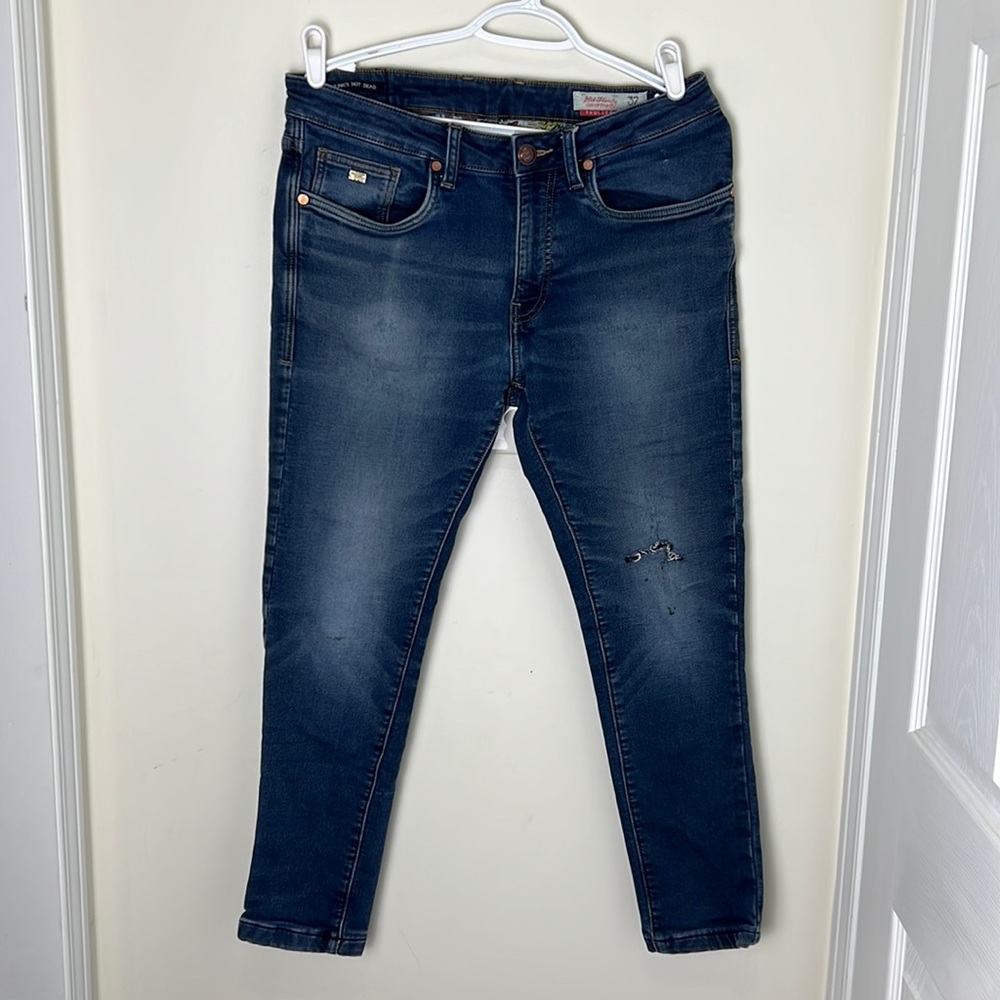 Ed Hardy Punk’s Not Dead Distressed Skinny Jeans size 32